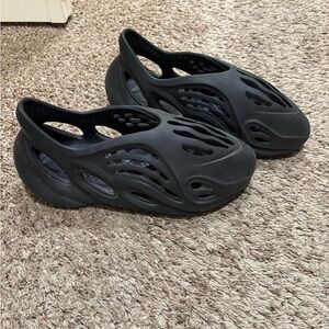 Yeezy Foam Runners ‘Onyx’